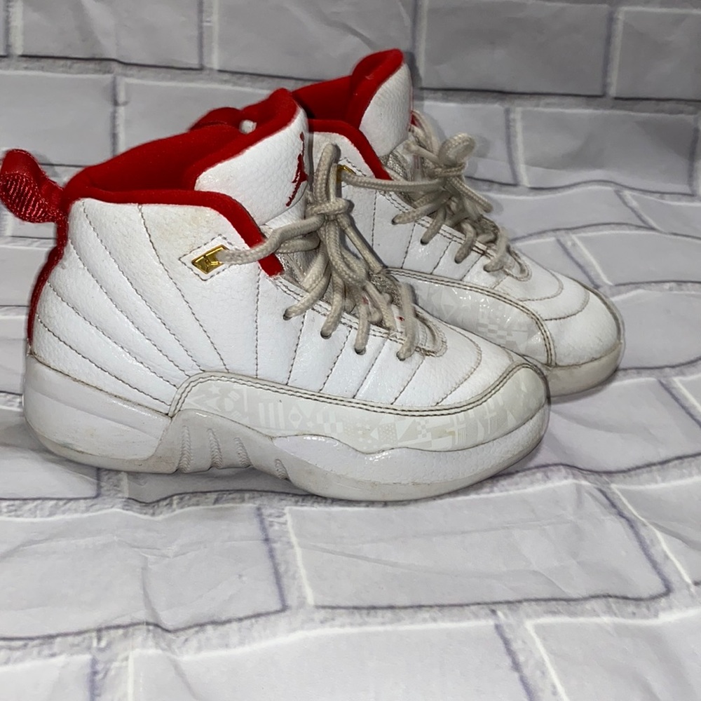 Air Jordan 12 Retro